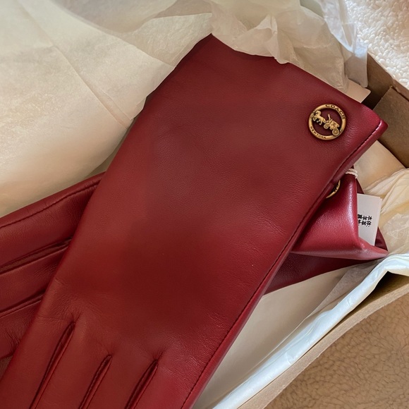 NWT Coach Cherry Leather Wool Lined Gloves - Picture 5 of 5